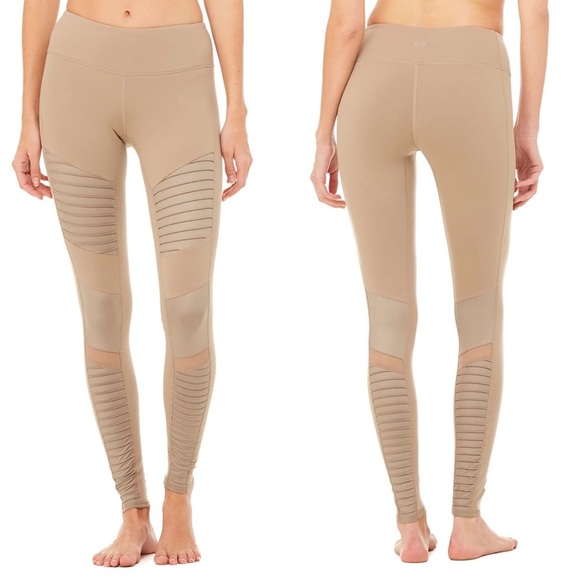 ALO Gravel Moto Legging in Medium - Picture 1 of 8